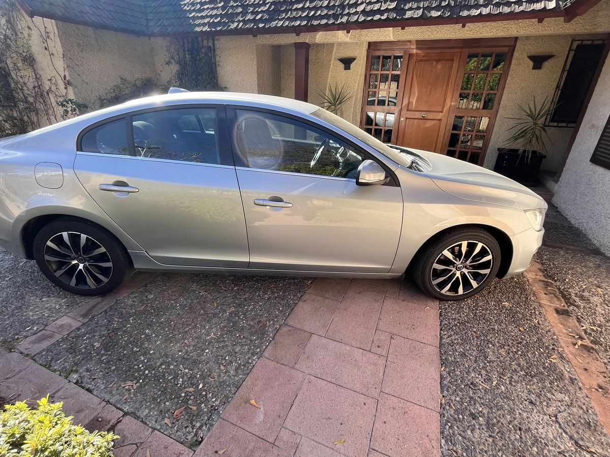 Volvo S60 R-Design 2018 en venta — foto 3