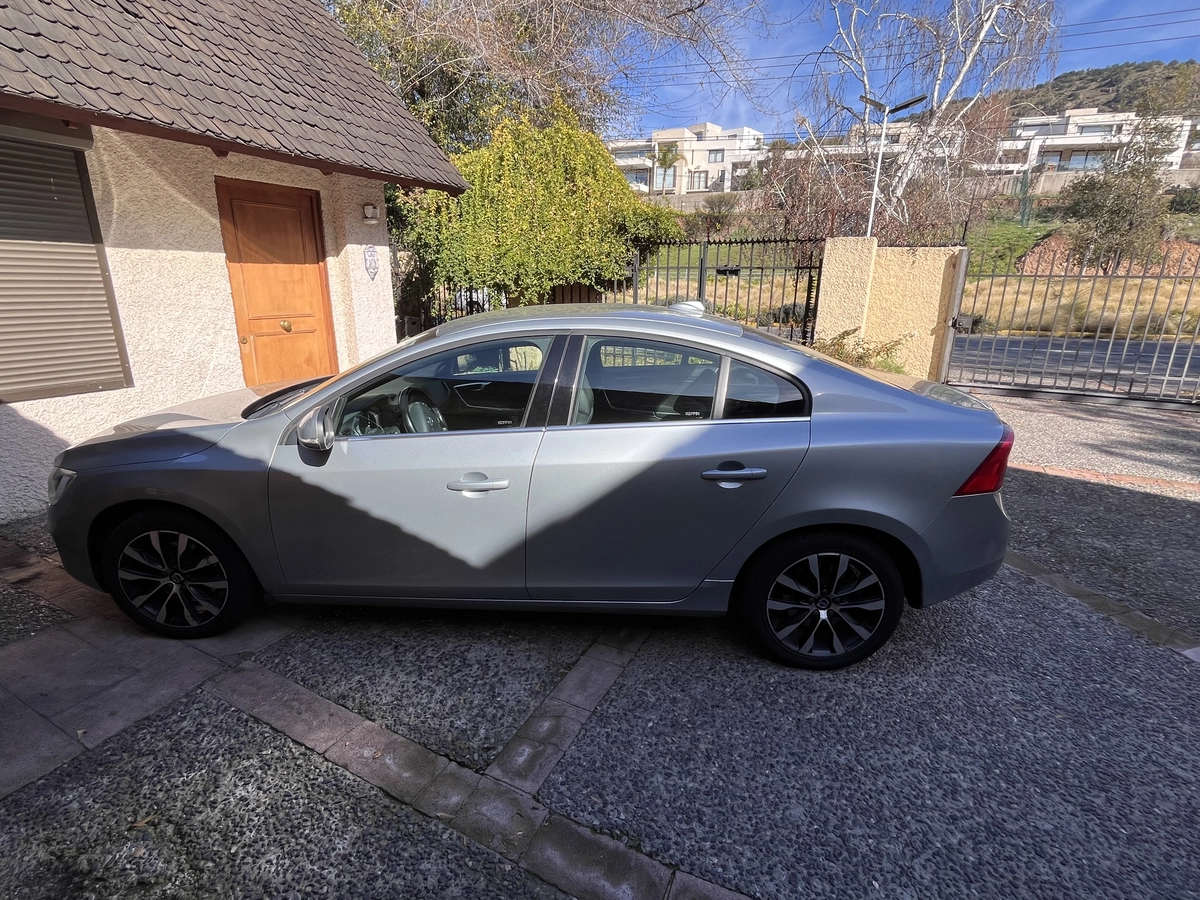 Volvo S60 R-Design 2018 en venta — foto 1
